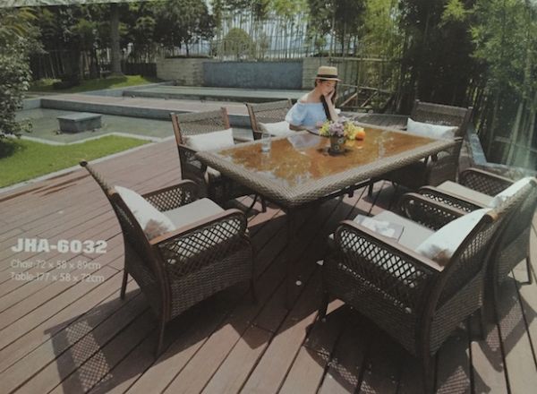 Outdoor dining furniture