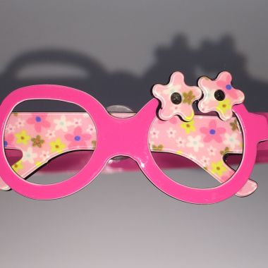 Head band with sunglass shape