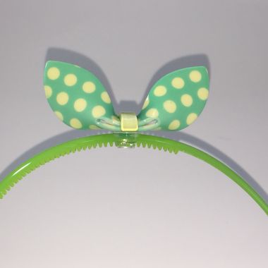 Headbands with patterned bow shape