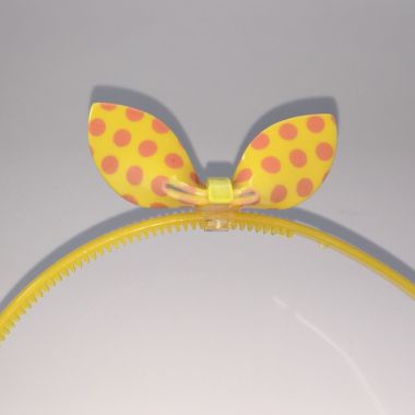 Headbands with patterned bow shape