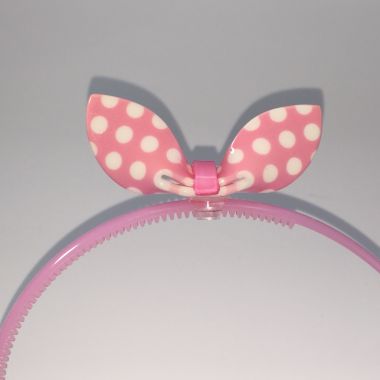 Headbands with patterned bow shape