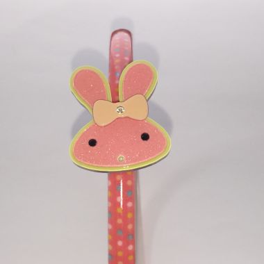 Patterned headband with bunny shape