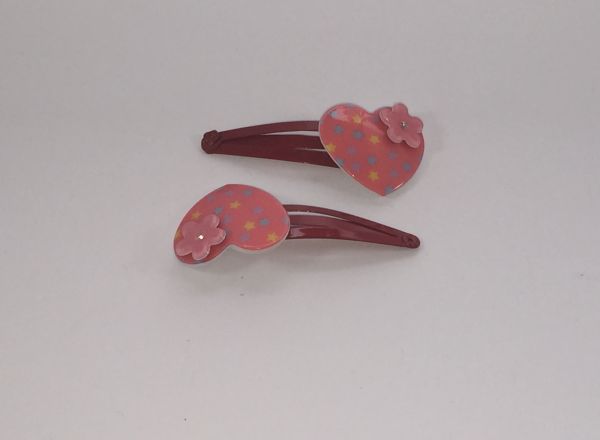 Snap clip with heart