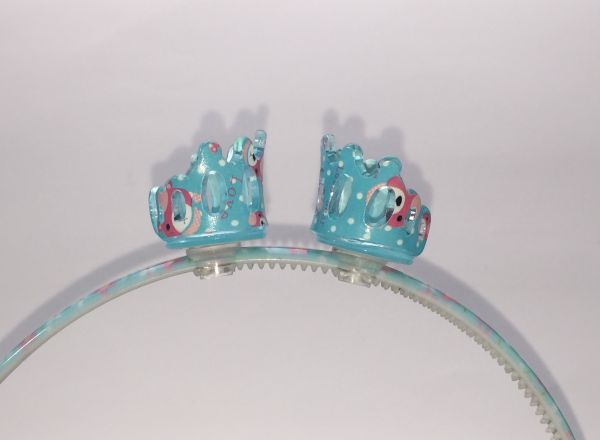 Patterned head band with 2pcs mini crown