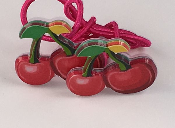 Elastics with fruits