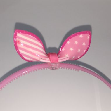 Head band with patterned bow