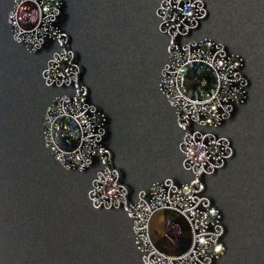 Swarovski necklace with earrings