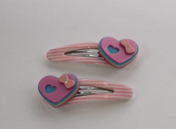 Patterned kids snap clip with heart shape