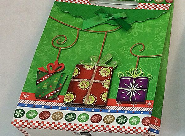 Gift bag 19x27x9 cm