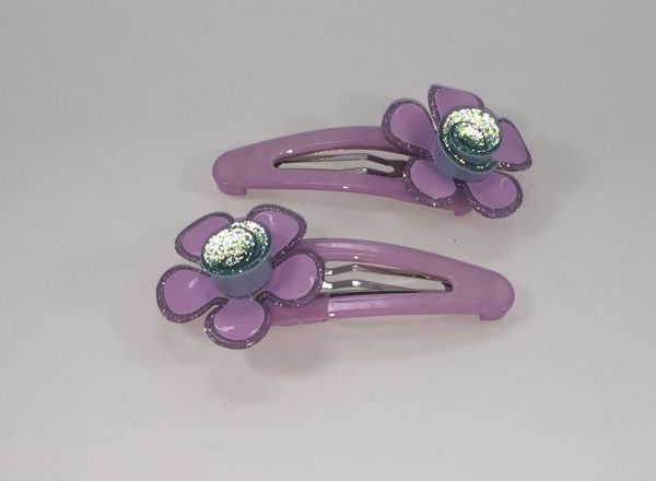 Snap clips with flower shape