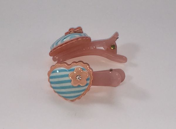 Crocodile clips with patterned heart