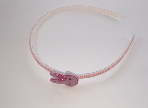 Headband with bunny shape