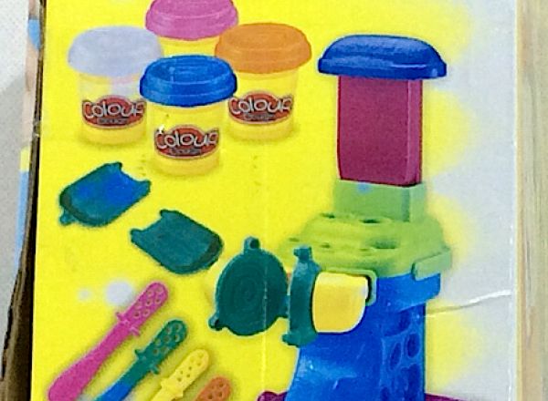 Putty lollipop play set