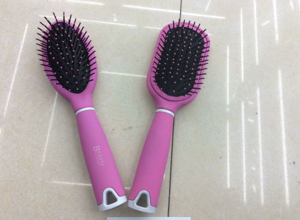 Hairbrush soft handle