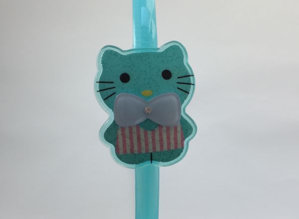 Headband with cat shape