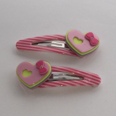 Patterned kids snap clip with heart shape