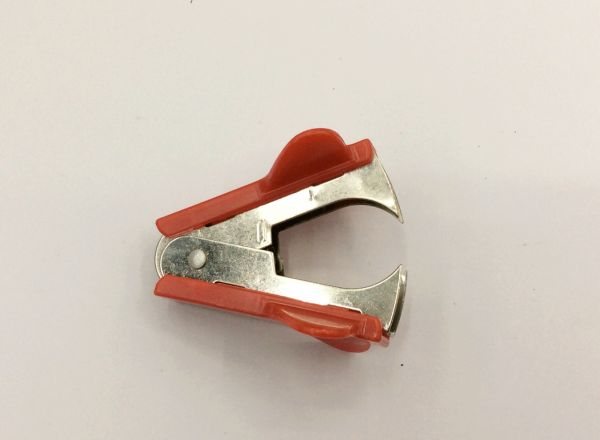 Staple remover