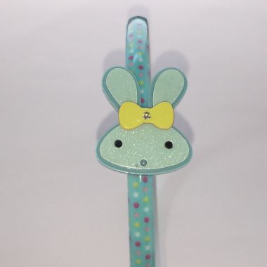 Patterned headband with bunny shape