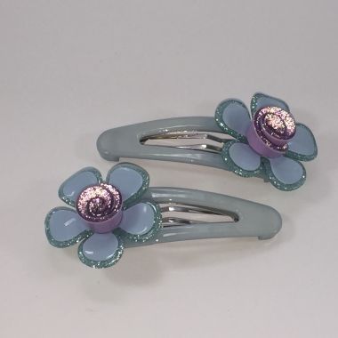 Snap clips with flower shape