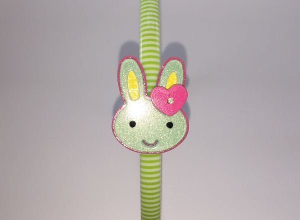 Headband with bunny shape