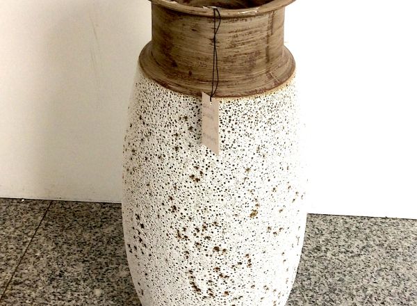 Planter 22.5x22.5x46cm