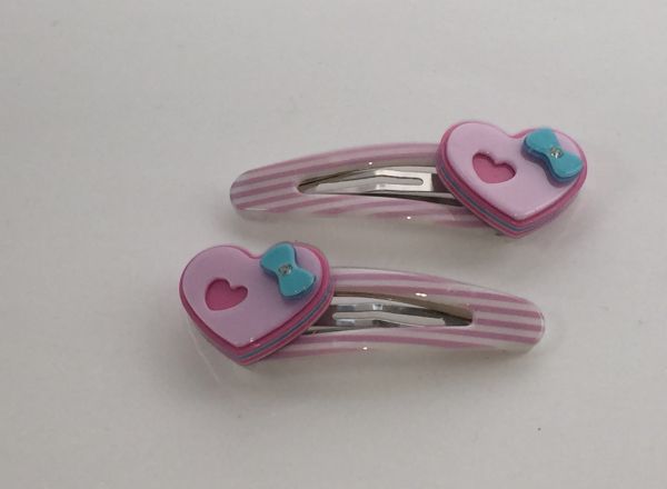 Patterned kids snap clip with heart shape