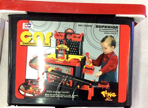 Car checking play set